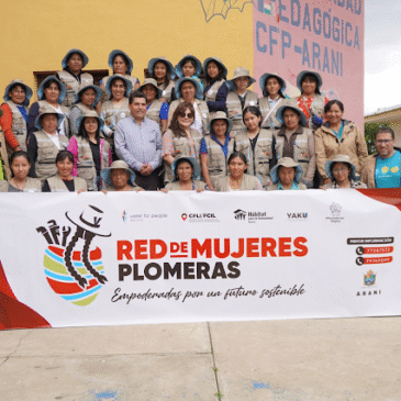 Bolivia tiene una red de mujeres plomeras con la que están haciendo historia